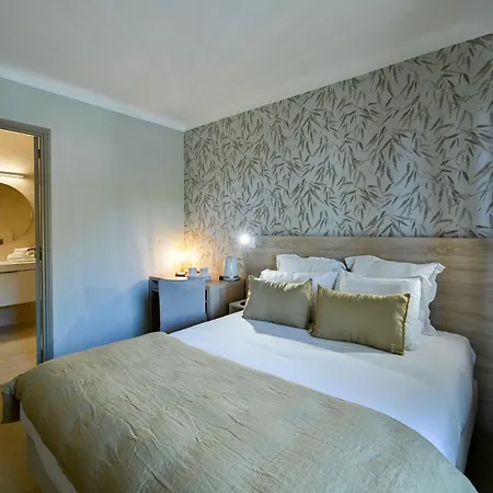 Rivazur 3*